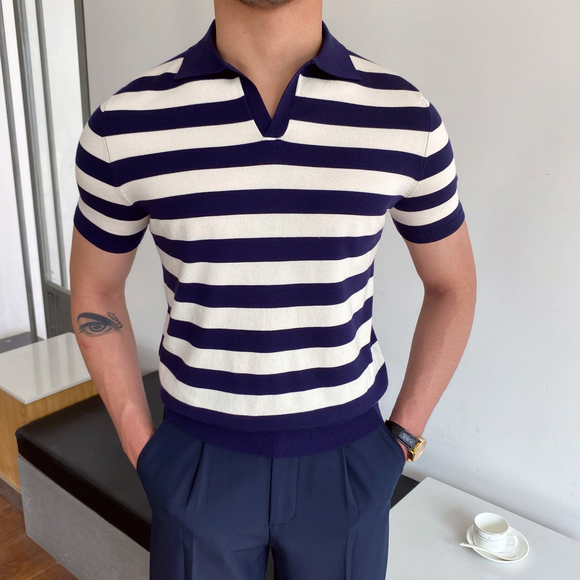 Vannes V Yaka Çizgili Polo T-shirt
